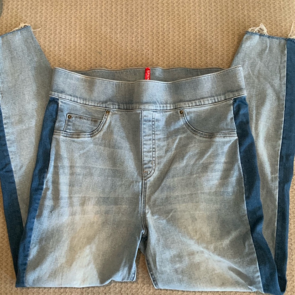 Spanx distressed skinny jeans/ side stripes